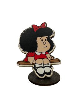 M - FIGURA MADERA CON PINZA MAFALDA